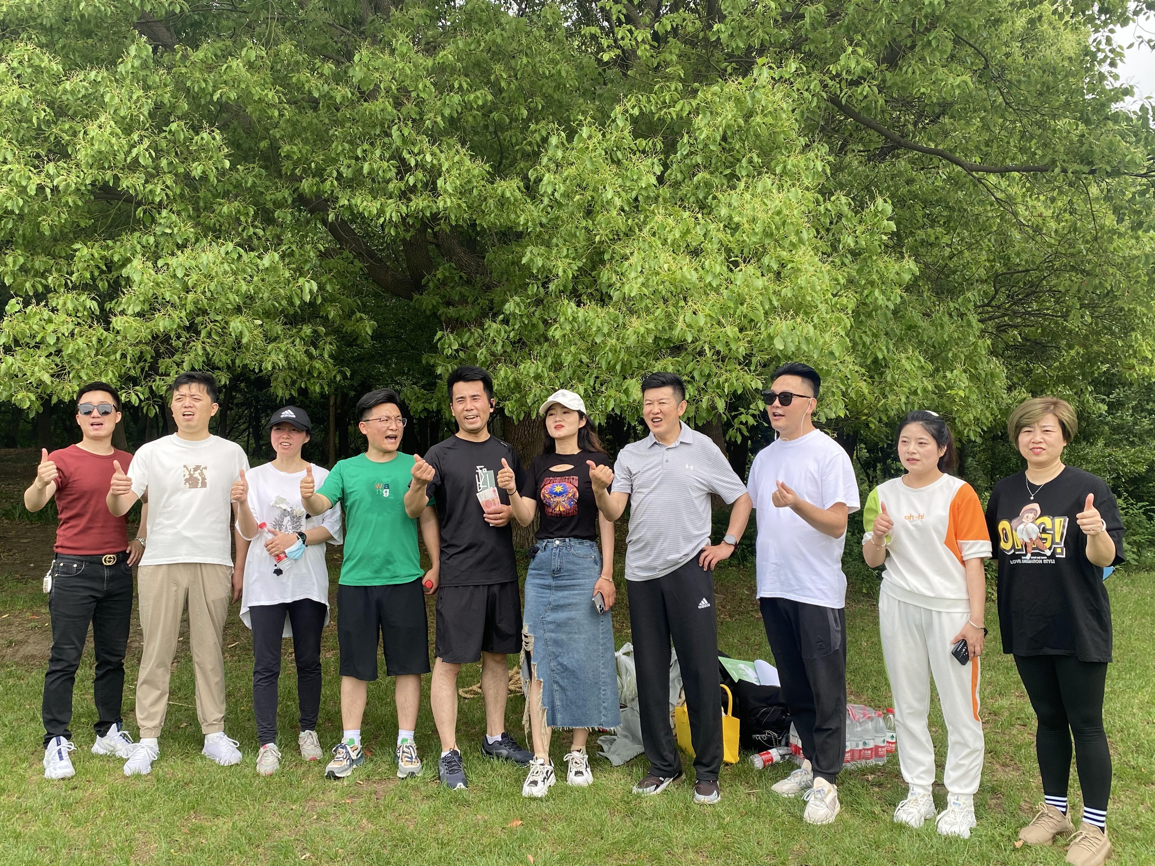 心靈相約 健康同行——蘇州昱齊盛人力公司開展月會(huì)+徒步團(tuán)建